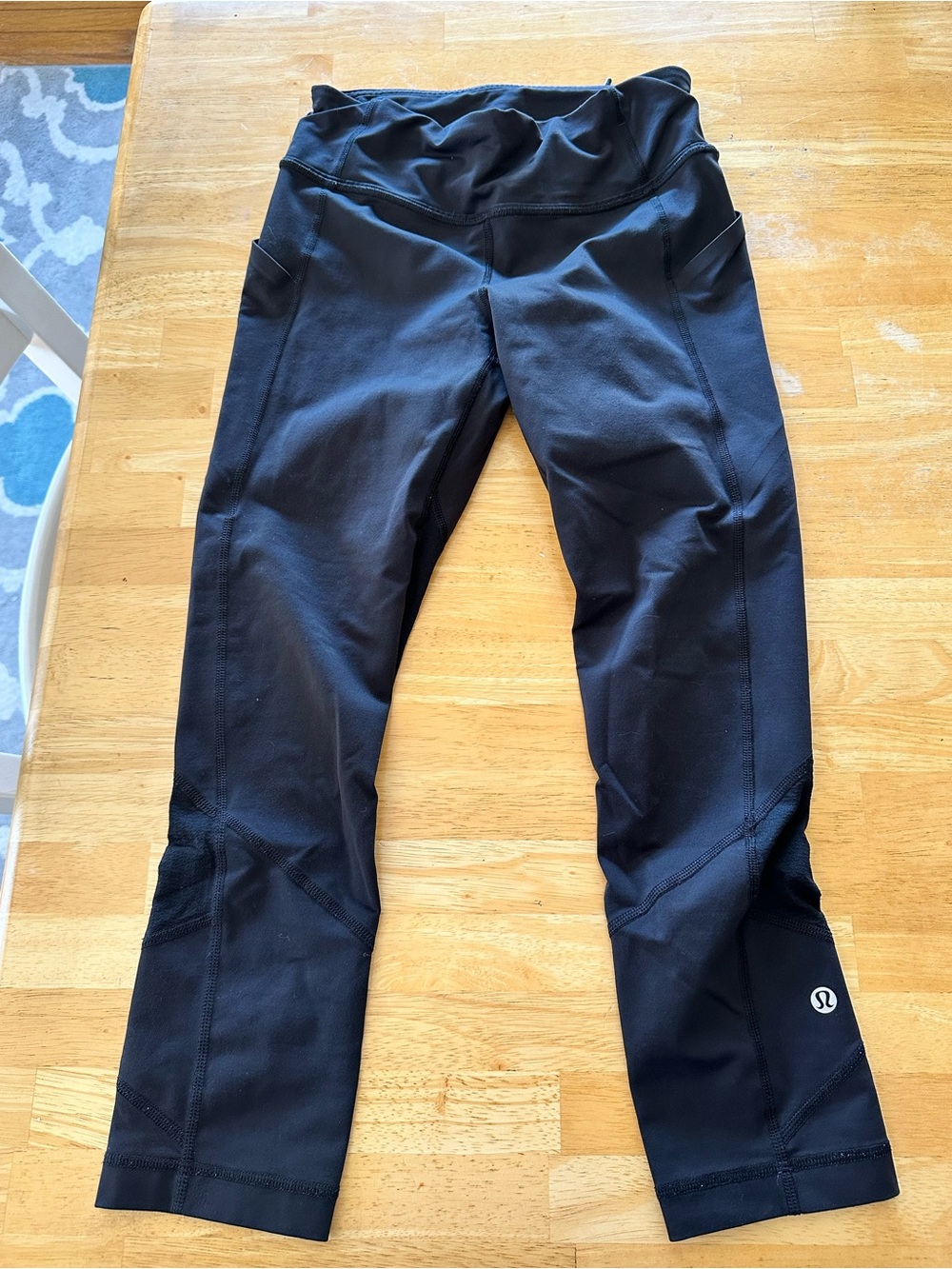 Lululemon leggings size 4